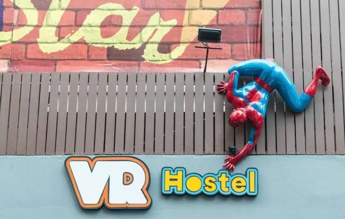 Vr Hostel สะพานควาย Bangkok Ngoại thất bức ảnh